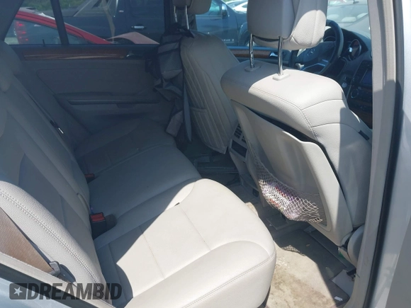 2009 Mercedes-Benz M 350 with VIN 4JGBB86E69A507248, listed as a IAAI auction lot 42077634 with 124,279 mi miles and . Bid and sale history available at DreamBid. Image 8.
