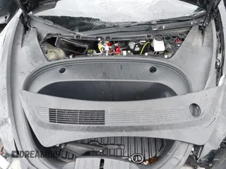 2023 Tesla Model 3 z VIN 5YJ3E1EA1PF512562, wystawiony jako IAAI lot #41719618 z przebiegiem 43 612 mil mil oraz . Historia ofert i sprzedaży dostępna na DreamBid. Obrazek 10.