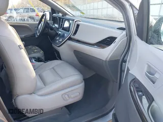 2016 Toyota Sienna XLE with VIN 5TDYK3DC3GS744752, listed as a IAAI auction lot 41077851 with 147,319 mi miles. Bid and sale history available at carsss.com. Image 5.