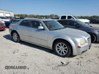2007 Chrysler 300 Signature with VIN 2C3KA53G17H880549, listed as a Copart auction lot 74835534 with 0 mi miles and Salvage Title. Bid and sale history available at carsss.com. Image 4.