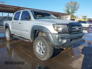 2007 Toyota Tacoma PreRunner z VIN 3TMJU62N87M046493, wystawiony jako IAAI lot #41073255 z przebiegiem 193 878 mil mil oraz . Historia ofert i sprzedaży dostępna na DreamBid. Obrazek 1.