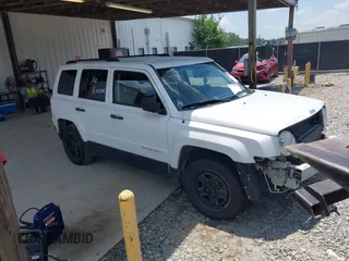 2016 Jeep Patriot Sport with VIN 1C4NJPBB7GD774369, listed as a IAAI auction lot 42583722 with 180,474 mi miles and . Bid and sale history available at DreamBid. Image 1.