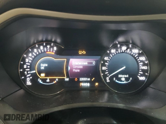 2014 Lincoln MKZ with VIN 3LN6L2G99ER819447, listed as a Copart auction lot 49896365 with 226,301 mi miles and Salvage Title. Bid and sale history available at DreamBid. Image 9.