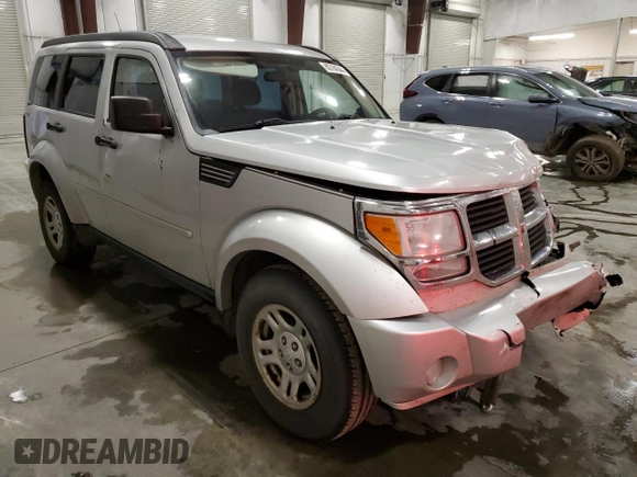 2011 Dodge Nitro SE z VIN 1D4PU2GK4BW506939, wystawiony jako Copart lot #80784344 z przebiegiem 194 357 mil mil oraz Szkoda całkowita • Salvage title. Historia ofert i sprzedaży dostępna na DreamBid. Obrazek 4.
