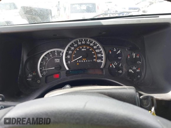 2007 Hummer H2 SUV z VIN 5GRGN23UX7H112972, wystawiony jako IAAI lot #41980625 z przebiegiem 214 857 mil mil oraz . Historia ofert i sprzedaży dostępna na DreamBid. Obrazek 7.