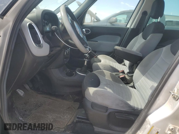 2014 FIAT 500L Easy with VIN ZFBCFABH8EZ014819, listed as a Copart auction lot 76886644 with 140,010 mi miles and Clean Title. Bid and sale history available at carsss.com. Image 7.