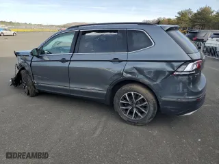 2020 Volkswagen Tiguan SE with VIN 3VV2B7AX9LM141160, listed as a Copart auction lot 48631595 with 38,893 mi miles and Salvage Title. Bid and sale history available at carsss.com. Image 2.