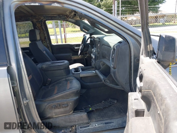 2022 GMC Sierra 1500 AT4 with VIN 3GTP9EEL2NG120275, listed as a IAAI auction lot 42009145 with 54,721 mi miles and . Bid and sale history available at DreamBid. Image 5.