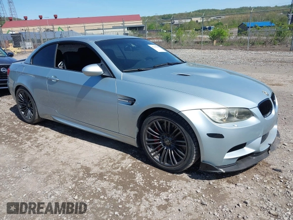 2008 BMW 3 Series M3 with VIN WBSWL93518P330402, listed as a IAAI auction lot 42165825 with 53,531 mi miles and . Bid and sale history available at carsss.com. Image 1.