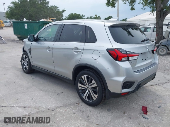 2023 Mitsubishi Outlander ES z VIN JA4ARUAU9PU007786, wystawiony jako IAAI lot #42343050 z przebiegiem 27 507 mil mil oraz . Historia ofert i sprzedaży dostępna na DreamBid. Obrazek 3.