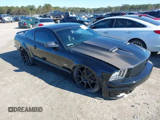 2007 Ford Mustang GT Deluxe with VIN 1ZVFT82H875263317, listed as a IAAI auction lot 41155196 with 69,631 mi miles and . Bid and sale history available at carsss.com. Image 1.