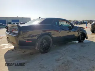 2015 Dodge Challenger SXT Plus z VIN 2C3CDZBG2FH723521, wystawiony jako Copart lot #52642195 z przebiegiem 145 834 mil mil oraz Szkoda całkowita • Salvage title. Historia ofert i sprzedaży dostępna na DreamBid. Obrazek 3.