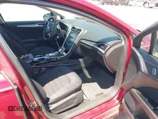 2013 Ford Fusion SE with VIN 3FA6P0H70DR183449, listed as a IAAI auction lot 42157349 with 86,690 mi miles. Bid and sale history available at carsss.com. Image 5.