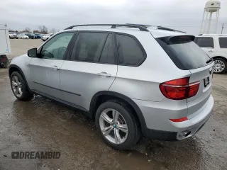2011 BMW X5 35i with VIN 5UXZV4C5XBL405046, listed as a Copart auction lot 84447124 with 180,936 mi miles and Clean Title. Bid and sale history available at carsss.com. Image 2.