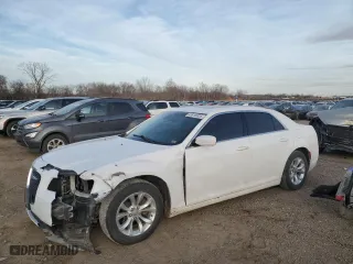 2016 Chrysler 300 Limited with VIN 2C3CCAAG0GH243694, listed as a Copart auction lot 43915925 with NaN miles and Salvage Title. Bid and sale history available at carsss.com. Image 1.