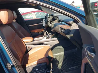 2019 Audi e-tron Prestige with VIN WA1VABGE0KB009718, listed as a IAAI auction lot 42336983 with 54,871 mi miles and . Bid and sale history available at DreamBid. Image 5.