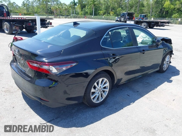 2023 Toyota Camry LE z VIN 4T1C11AK2PU120803, wystawiony jako IAAI lot #42060384 z przebiegiem 38 897 mil mil oraz . Historia ofert i sprzedaży dostępna na DreamBid. Obrazek 4.
