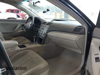 2007 Toyota Camry CE with VIN 4T1BE46KX7U081730, listed as a IAAI auction lot 41765725 with 231,354 mi miles. Bid and sale history available at carsss.com. Image 5.