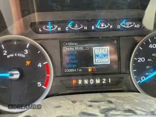2019 Ford F-550 XL z VIN 1FDUF5GTXKED16424, wystawiony jako Copart lot #58211125 z przebiegiem 200 684 mil mil oraz Szkody całkowita. Historia ofert i sprzedaży dostępna na DreamBid. Obrazek 8.