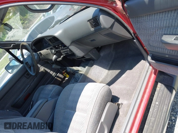 1994 Toyota Pickup SR5 with VIN JT4VN13G6R5136042, listed as a IAAI auction lot 42776057 with 227,301 mi miles and . Bid and sale history available at DreamBid. Image 5.