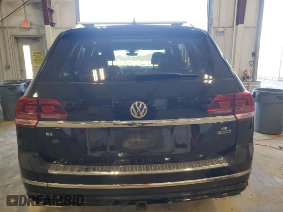 2019 Volkswagen Atlas SE with VIN 1V2XR2CA6KC606410, listed as a Copart auction lot 49156685 with 114,396 mi miles and Salvage title. Bid and sale history available at DreamBid. Image 6.