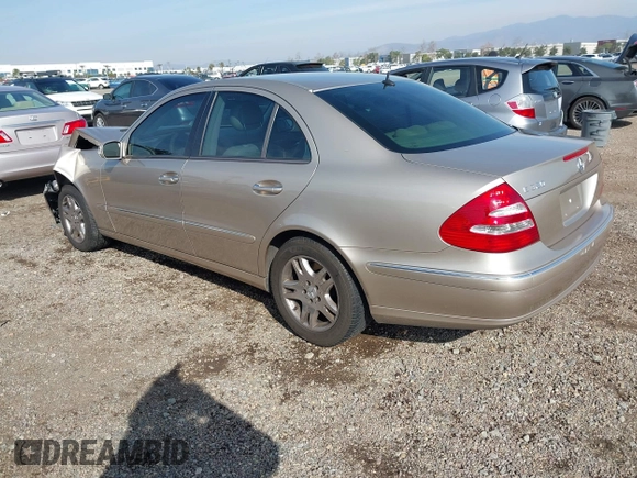 2005 Mercedes-Benz E-Class 3.2L with VIN WDBUF65J05A706096, listed as a IAAI auction lot 41482289 with 110,531 mi miles. Bid and sale history available at carsss.com. Image 3.
