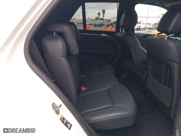 2018 Mercedes-Benz GLE with VIN 4JGDA5HB3JB110673, listed as a IAAI auction lot 42061602 with 32,725 mi miles. Bid and sale history available at carsss.com. Image 8.