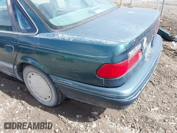 1995 Ford Taurus GL with VIN 1FALP52U2SA113070, listed as a IAAI auction lot 41869576 with 16,935 mi miles and . Bid and sale history available at DreamBid. Image 17.