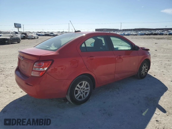 2019 Chevrolet Sonic LS z VIN 1G1JB5SB6K4147597, wystawiony jako Copart lot #46031495 z przebiegiem 59 905 mil mil oraz Szkoda całkowita • Salvage title. Historia ofert i sprzedaży dostępna na DreamBid. Obrazek 3.
