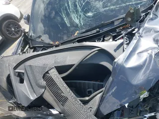 2025 Tesla Model 3 Long Range z VIN 5YJ3E1EBXSF909124, wystawiony jako IAAI lot #42015297 z przebiegiem Nie podano mil oraz . Historia ofert i sprzedaży dostępna na DreamBid. Obrazek 10.