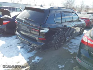 2025 BMW X7 xDrive40i with VIN 5UX23EM00S9W96704, listed as a IAAI auction lot 41325772 with 1 mi miles. Bid and sale history available at carsss.com. Image 4.