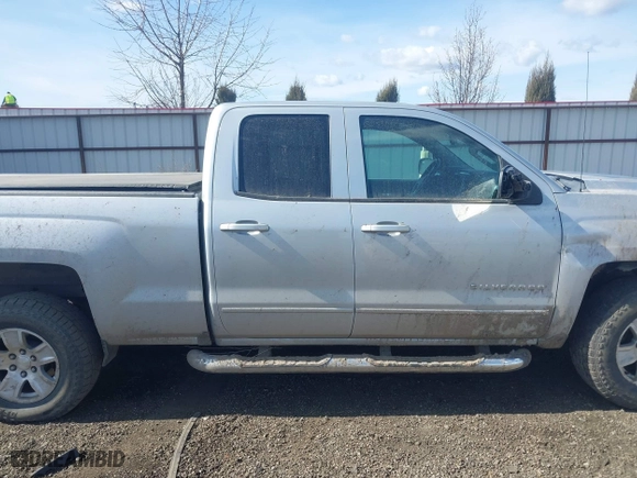 2017 Chevrolet Silverado 1500 LT with VIN 1GCVKREC2HZ202207, listed as a IAAI auction lot 41755285 with 157,018 mi miles. Bid and sale history available at carsss.com. Image 14.