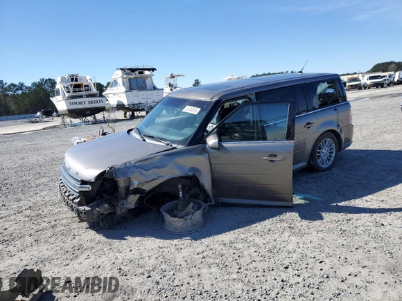 2014 Ford Flex SEL z VIN 2FMGK5C80EBD42945, wystawiony jako Copart lot #45456055 z przebiegiem 181 896 mil mil oraz Szkody całkowita. Historia ofert i sprzedaży dostępna na DreamBid. Obrazek 1.