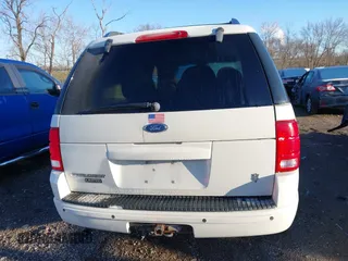 2004 Ford Explorer Limited z VIN 1FMDU75W64ZA84947, wystawiony jako IAAI lot #41775189 z przebiegiem 226 126 mil mil oraz . Historia ofert i sprzedaży dostępna na DreamBid. Obrazek 16.