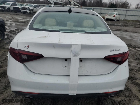2017 Alfa Romeo Giulia Ti with VIN ZARFAEEN7H7537997, listed as a Copart auction lot 89137045 with 74,502 mi miles and Clean Title. Bid and sale history available at carsss.com. Image 6.