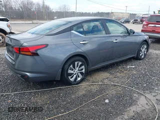 2024 Nissan Altima S with VIN 1N4BL4BV0RN342408, listed as a IAAI auction lot 41501908 with 22,222 mi miles and . Bid and sale history available at carsss.com. Image 4.