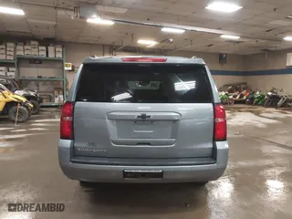 2019 Chevrolet Suburban LT with VIN 1GNSKHKC3KR195042, listed as a IAAI auction lot 41704591 with 107,166 mi miles. Bid and sale history available at carsss.com. Image 16.