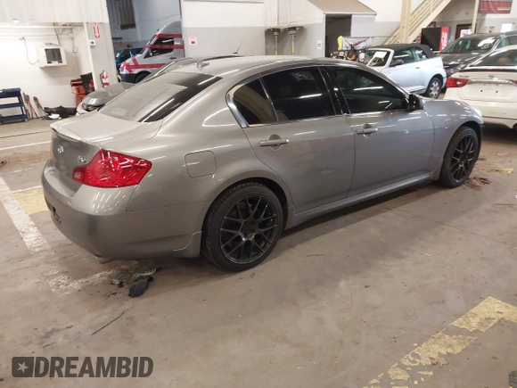 2008 Infiniti G35 Sedan x with VIN JNKBV61F58M276435, listed as a IAAI auction lot 41815328 with 115,381 mi miles. Bid and sale history available at carsss.com. Image 4.