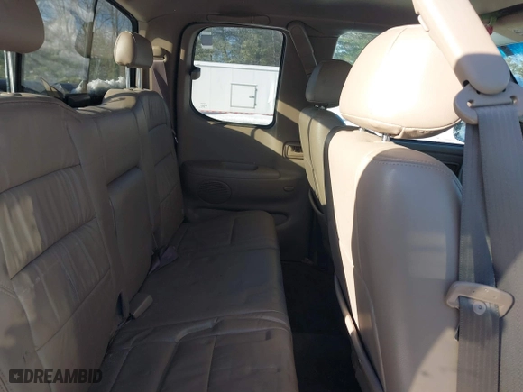2004 Toyota Tundra Ltd with VIN 5TBBT48174S446338, listed as a IAAI auction lot 41575294 with 199,554 mi miles. Bid and sale history available at carsss.com. Image 8.