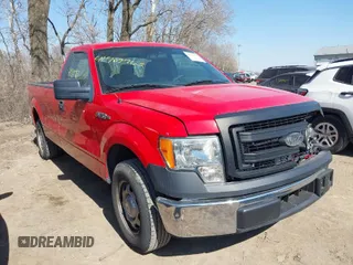 2014 Ford F-150 XL with VIN 1FTPF1CF4EKF18109, listed as a IAAI auction lot 41769763 with 228,098 mi miles and . Bid and sale history available at DreamBid. Image 1.