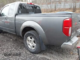 2008 Nissan Frontier SE z VIN 1N6AD06W78C438364, wystawiony jako IAAI lot #42093527 z przebiegiem 79 828 mil mil oraz . Historia ofert i sprzedaży dostępna na DreamBid. Obrazek 6.