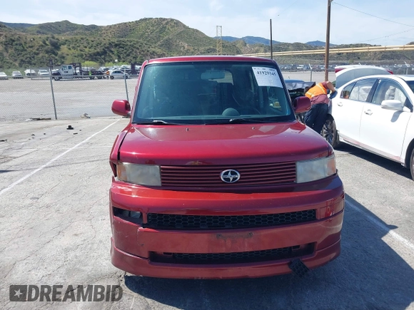 2006 Scion xB with VIN JTLKT324464124537, listed as a IAAI auction lot 41929345 with 141,111 mi miles. Bid and sale history available at carsss.com. Image 12.