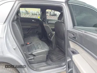 2021 Volkswagen Atlas SEL Premium R-Line с VIN 1V2FE2CA0MC223881, выставлен на аукционе IAAI как лот 42257435 с пробегом 81 674 миль миль и . История ставок и продаж доступна на DreamBid. Изображение 8.