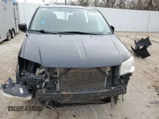 2011 Chrysler Town & Country Touring with VIN 2A4RR5DGXBR636817, listed as a Copart auction lot 88668935 with Not Provided miles and Non Repairable. Bid and sale history available at DreamBid. Image 5.
