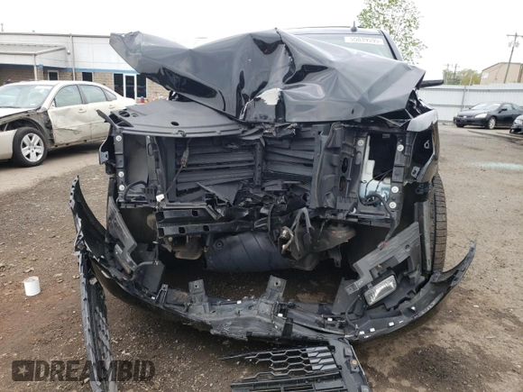 2017 Chevrolet Suburban Premier z VIN 1GNSKJKC3HR322324, wystawiony jako Copart lot #55039595 z przebiegiem 150 117 mil mil oraz Szkoda całkowita • Salvage title. Historia ofert i sprzedaży dostępna na DreamBid. Obrazek 5.