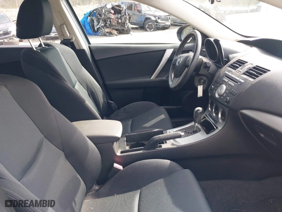 2011 Mazda Mazda3 s Sport with VIN JM1BL1K55B1472089, listed as a IAAI auction lot 41797032 with 74,579 mi miles. Bid and sale history available at carsss.com. Image 5.