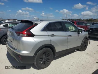 2022 Mitsubishi Eclipse Cross LE z VIN JA4ASVAA6NZ061062, wystawiony jako Copart lot #57394845 z przebiegiem Nie podano mil oraz Szkody całkowita. Historia ofert i sprzedaży dostępna na DreamBid. Obrazek 3.
