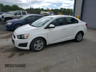2012 Chevrolet Sonic LT z VIN 1G1JC5SH4C4186305, wystawiony jako Copart lot #58622825 z przebiegiem 185 868 mil mil oraz Czysty tytuł • Clean title. Historia ofert i sprzedaży dostępna na DreamBid. Obrazek 1.