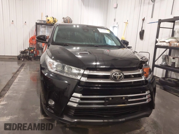 2019 Toyota Highlander Limited with VIN 5TDDZRFH1KS953891, listed as a IAAI auction lot 41979987 with 159,986 mi miles and . Bid and sale history available at DreamBid. Image 12.