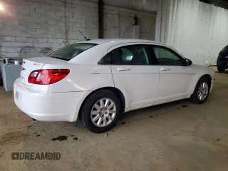 2008 Chrysler Sebring LX z VIN 1C3LC46J78N197778, wystawiony jako Copart lot #56475565 z przebiegiem 65 369 mil mil oraz Tytuł czysty. Historia ofert i sprzedaży dostępna na DreamBid. Obrazek 3.